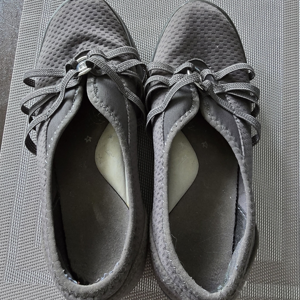 Bzees Women's Dark Gray Slip On Shoe